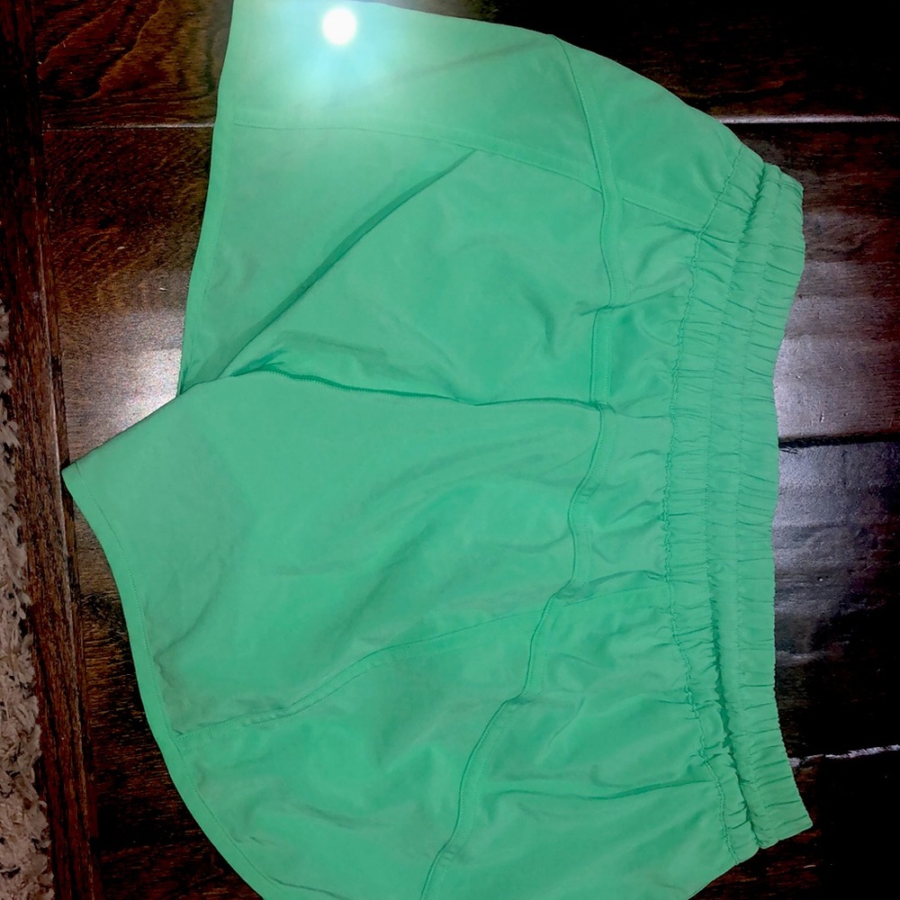Lululemon Tracker V shorts